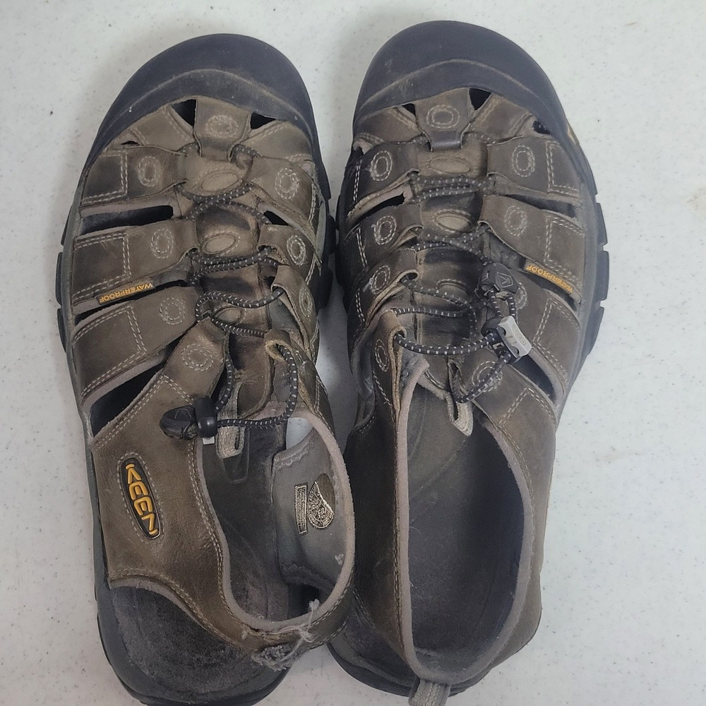 Keen Newport H2 Mens 11.5 Brown Leather Waterproof Hiking Sport Sandals 1010122